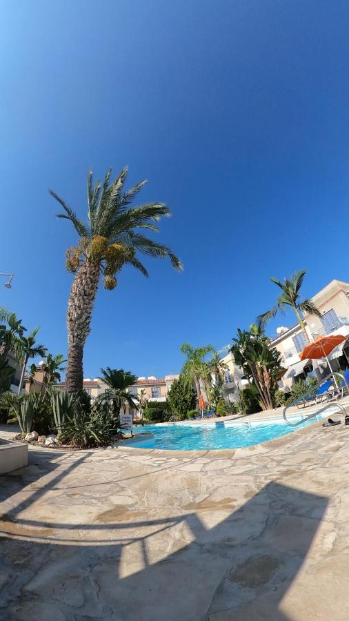 Maya Paphos Exterior photo
