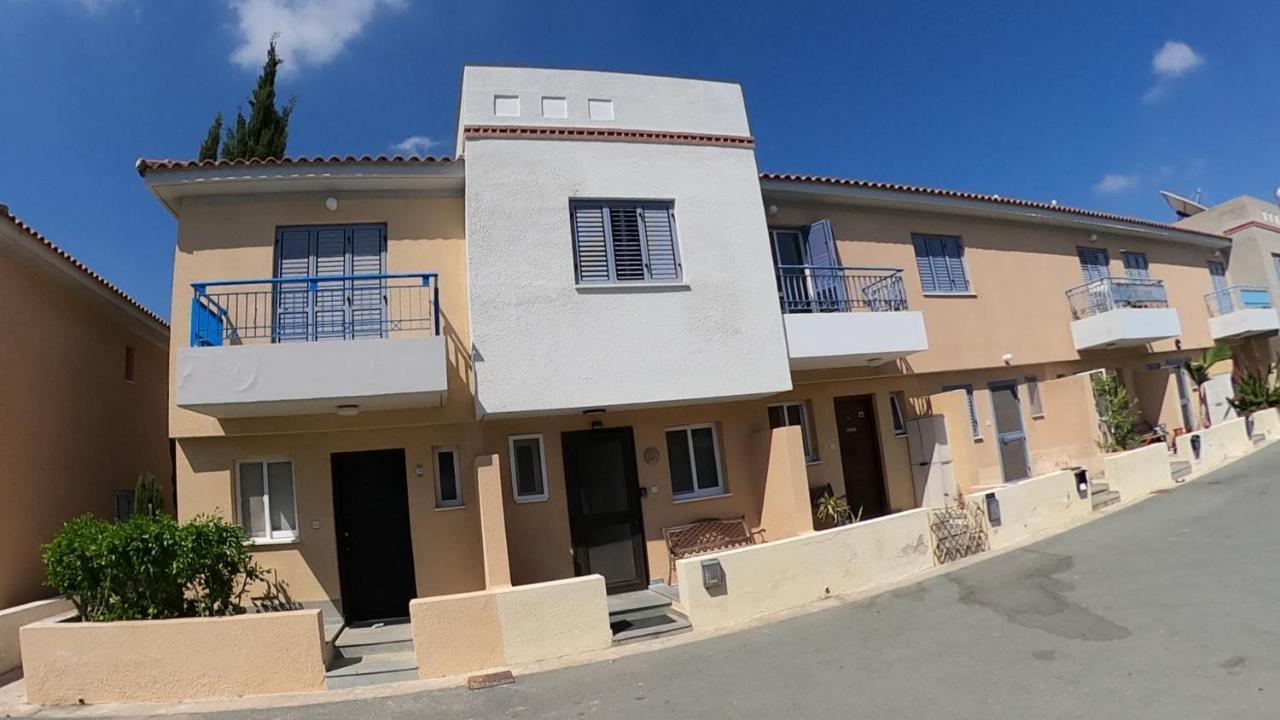 Maya Villa Paphos Exterior photo